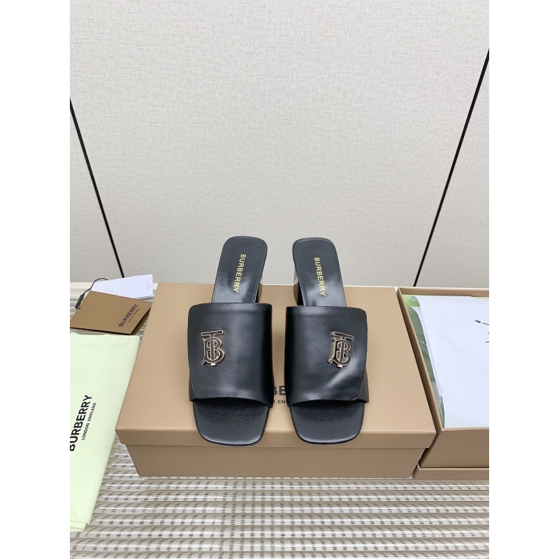 B**rry slippers